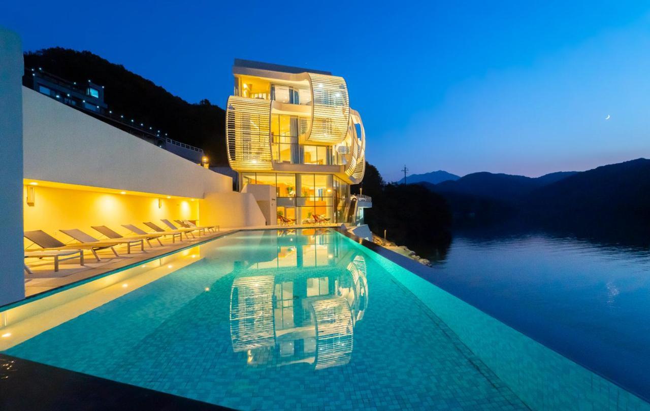 Gapyeong Suiteian Hotel&Resort Extérieur photo