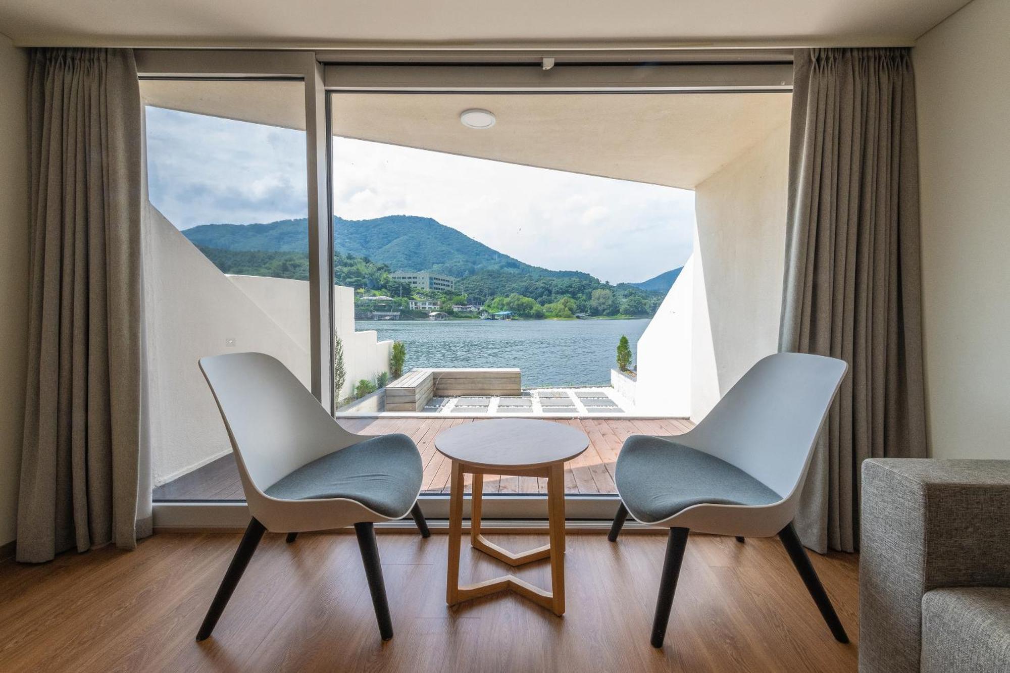 Gapyeong Suiteian Hotel&Resort Extérieur photo