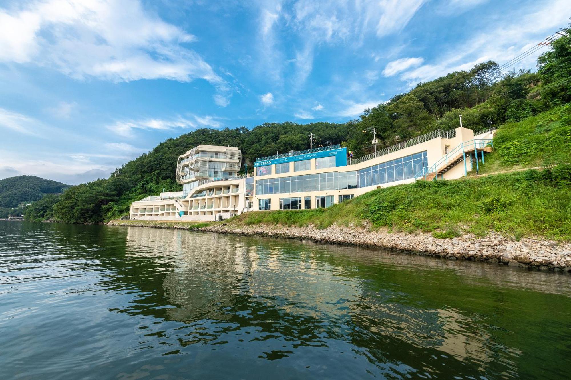 Gapyeong Suiteian Hotel&Resort Extérieur photo