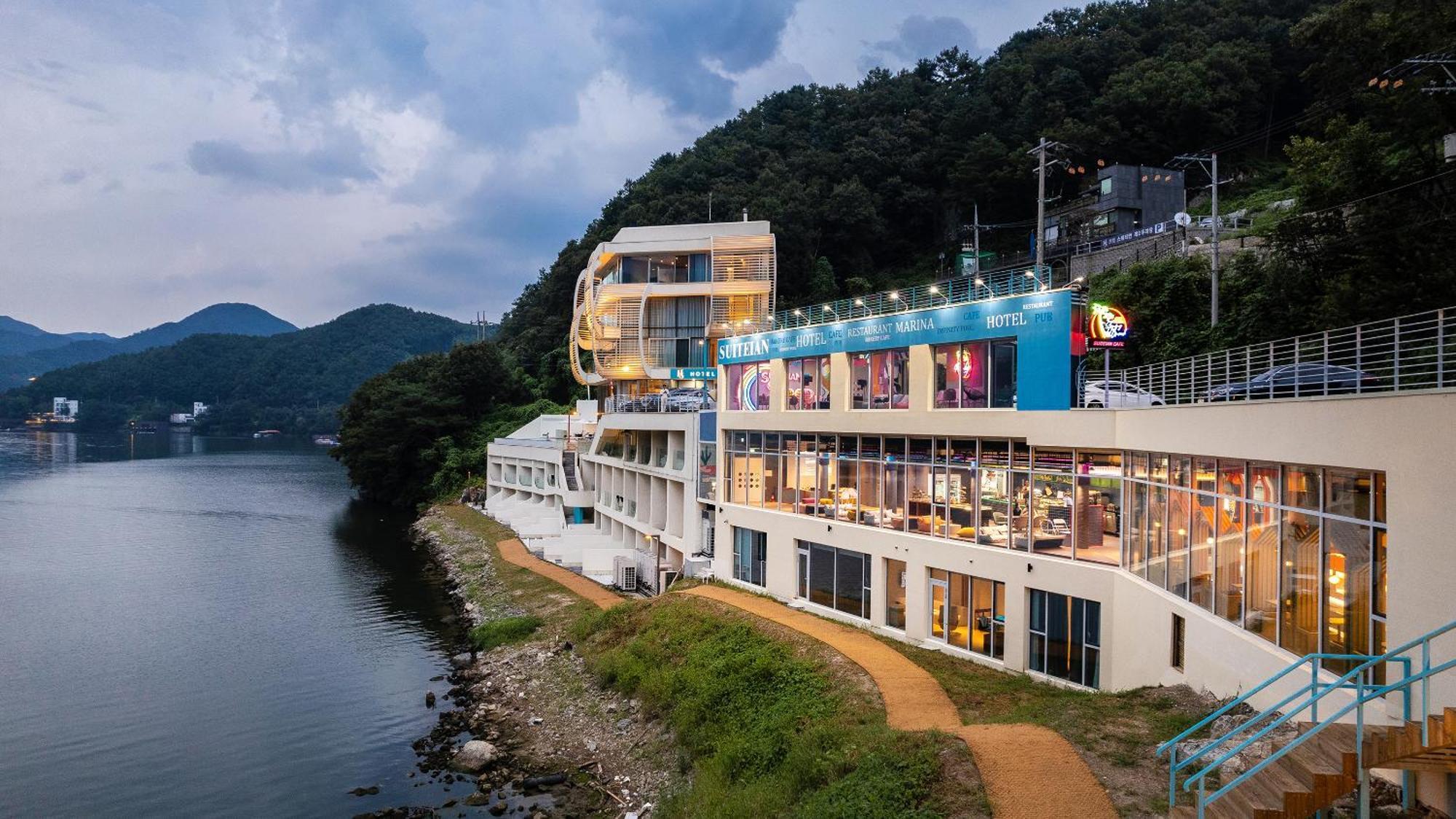 Gapyeong Suiteian Hotel&Resort Extérieur photo
